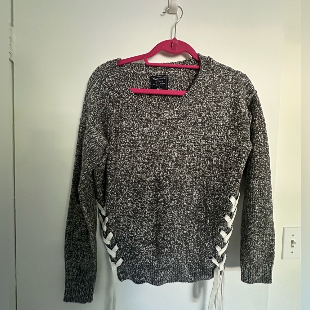 Abercrombie knit charcoal and white sweater with ties